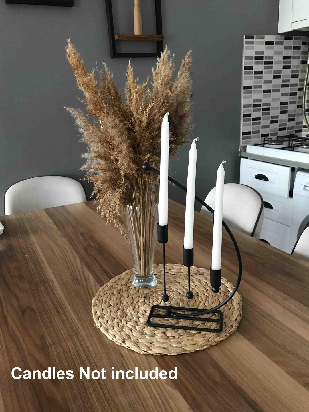 Elegant candle holder